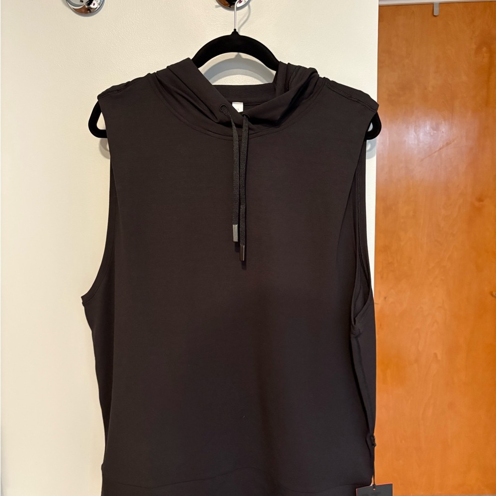 Lululemon Athletica Black Sleeveless Hooded Top